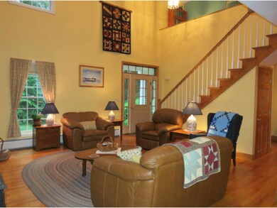 128 N Hinsdale Rd, Chesterfield, NH 03443 - photo 4