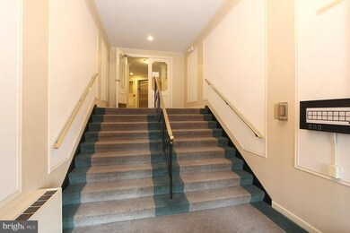 1880 Columbia Rd NW unit 602, Washington, DC 20009 - photo 4