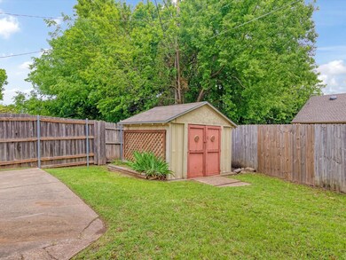 3205 N Marseille Ln, Sherman, TX 75090 - photo 7