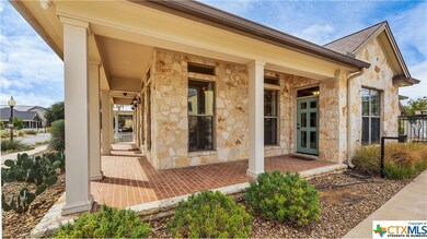 2277 Gruene Lake Dr, New Braunfels, TX 78130 - photo 4