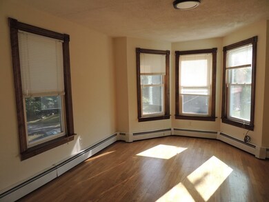 90 Willow St unit 2, Clinton, MA 01510 - photo 2