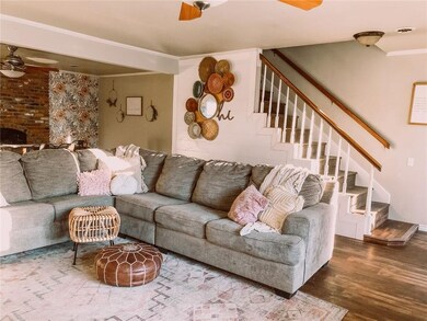 913 S 19th St, Rogers, AR 72758 - photo 2