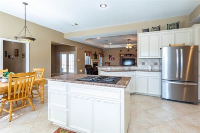 9026 Dixie Ln, Needville, TX 77461 - photo 7