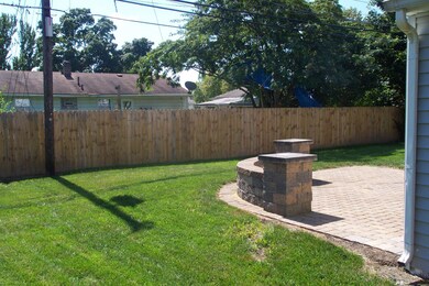 4139 Dixie Ct, Columbus, OH 43228 - photo 3