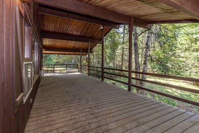 Vaulted Back Deck