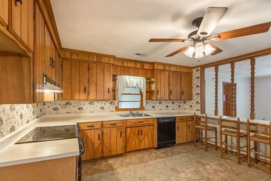 761 N Main St, Inman, SC 29349 - photo 6