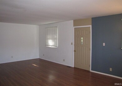 409 Lincoln St, Princeton, IN 47670 - photo 5