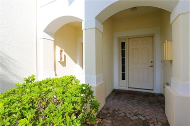 937 Hampton Cir, Naples, FL 34105 - photo 4