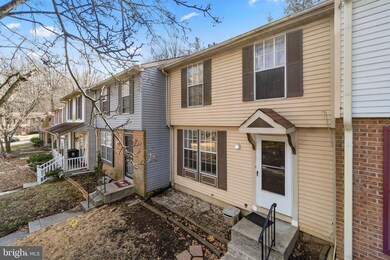 414 Shady Glen Dr, Capitol Heights, MD 20743 - photo 2