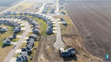 1001 Sundance St, Valley Springs, SD 57068 - photo 5