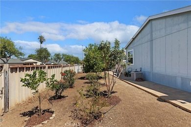 1410 Rainbrook Way, Corona, CA 92882 - photo 6