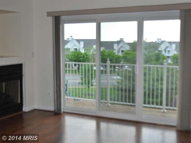 2497 Angeline Dr unit 301, Herndon, VA 20171 - photo 6