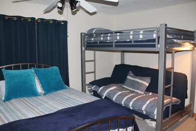 5 Goldfinch Rd unit 7, Lincoln, NH 03251 - photo 3