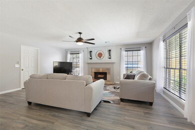 7515 Plumtree Forest Ct, Houston, TX 77095 - photo 5