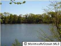 29 Lexington Ct, Red Bank, NJ 07701 - photo 2