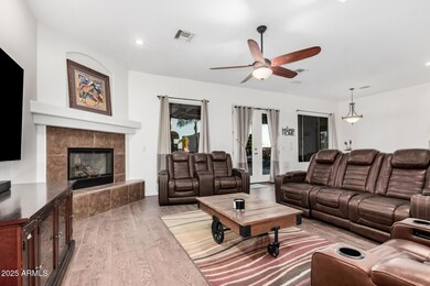 24909 W Red Robin Dr, Wittmann, AZ 85361 - photo 7