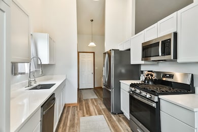 2212 Candlewick Dr SE, Poplar Grove, IL 61065 - photo 7