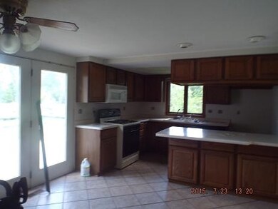 3310 W Bass Creek Rd, Beloit, WI 53511 - photo 6