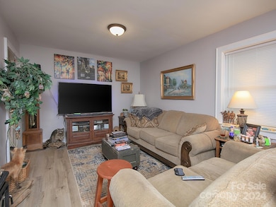 408 N Center St unit 414, Statesville, NC 28677 - photo 2