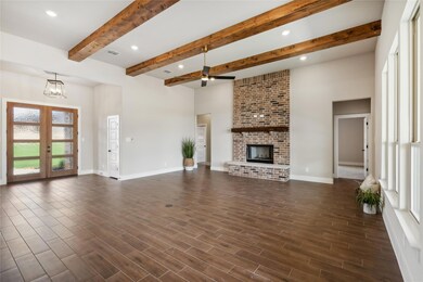 1000 Parker Meadows Dr, Weatherford, TX 76088 - photo 7