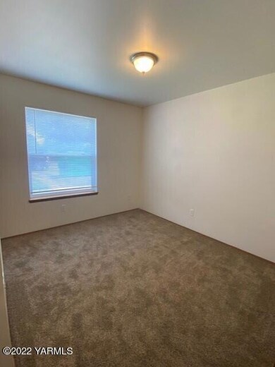 4210 bedroom