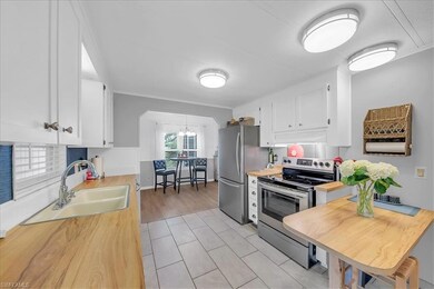 618 Charlemagne Blvd, Naples, FL 34112 - photo 6