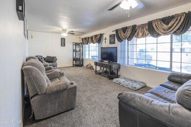 Living Room (3)