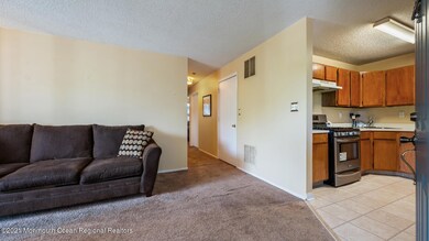 27 Brighton Way North Brunswick Township