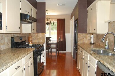 4611 4611 Cambridge Dr, Tyler, TX 75703 - photo 3