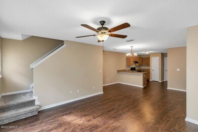 4619 Crib Ct, Jacksonville, FL 32210 - photo 4