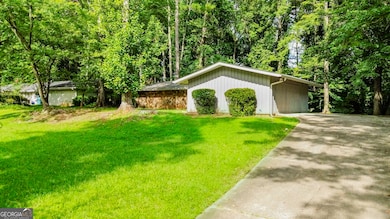 1328 Hidden Hills Pkwy, Stone Mountain, GA 30088 - photo 4