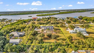 5595 Riverside Dr, Punta Gorda, FL 33982 - photo 4