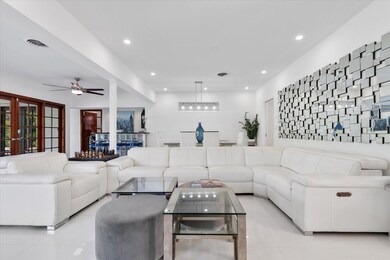 440 N Rainbow Dr, Hollywood, FL 33021 - photo 6