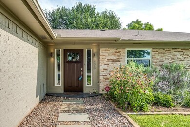 200 Brazil Dr, Hurst, TX 76054 - photo 2