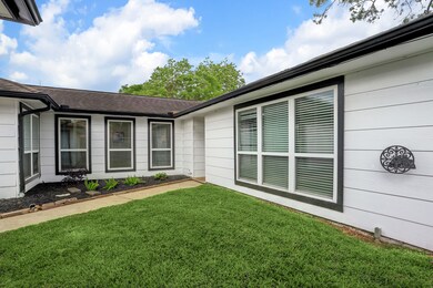 5214 Appleblossom Ln, Friendswood, TX 77546 - photo 3