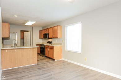 6672 Dunsdin Dr, Plainfield, IN 46168 - photo 7