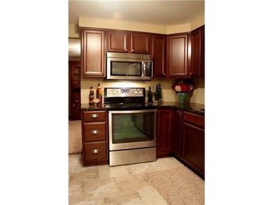 1107 Bowen Dr E, North Tonawanda, NY 14120 - photo 4