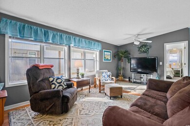 6001 - MH-197 S Kings Hwy unit MH-197, Myrtle Beach, SC 29575 - photo 7