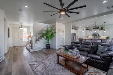 205 E Gold Bullion Way, Washington, UT 84780 - photo 5