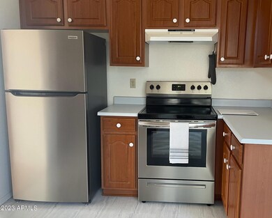 stove fridge