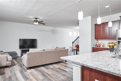 15452 Eastpark Cir W, Fishers, IN 46037 - photo 5