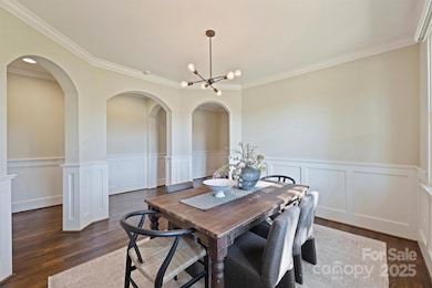 3304 Josephine Ct, Charlotte, NC 28205 - photo 5