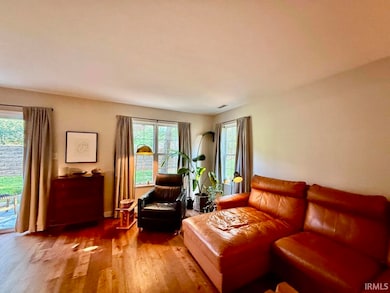 641 Bayberry Ct W, Bloomington, IN 47401 - photo 5