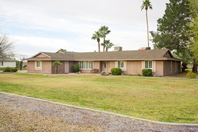 914 N Constellation Way unit IV, Gilbert, AZ 85234 - photo 3