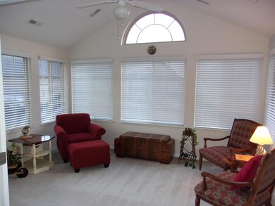 7276 Falls View 4 Season Room
