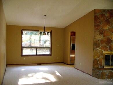 unlisted-address, Bend, OR 97702 - photo 3