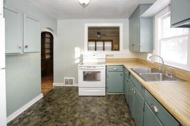 1811 c ave-108