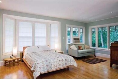 156 Winchester St, Brookline, MA 02446 - photo 6