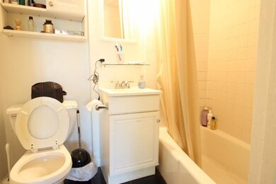 516 Green St unit C3, Cambridge, MA 02139 - photo 4