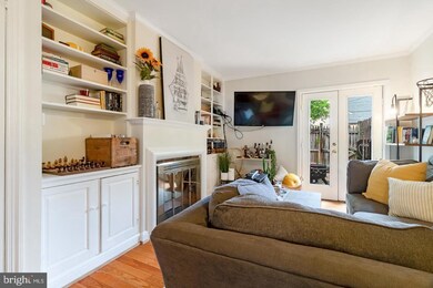 2 Snows Ct NW, Washington, DC 20037 - photo 7